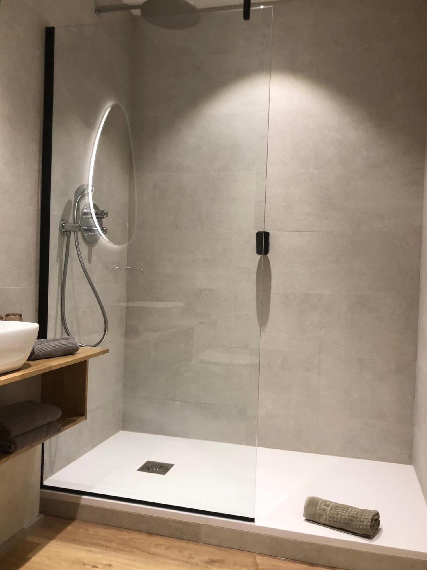 Good Mood - Chambres Et Suite Namur Phòng bức ảnh